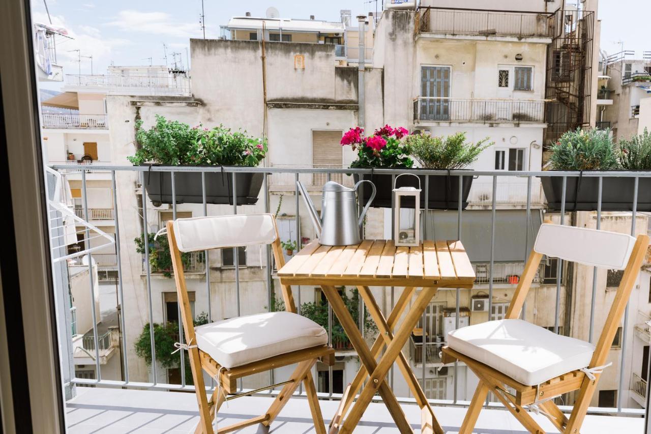 Minimal Apartment On The Shadow Of The Acropolis Atena Exterior foto